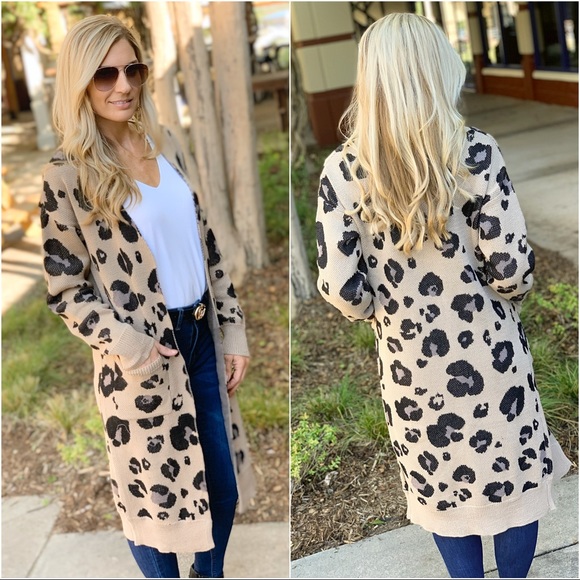 ✨LAST ONE✨Leopard print long cardigan with pockets - Picture 2 of 2